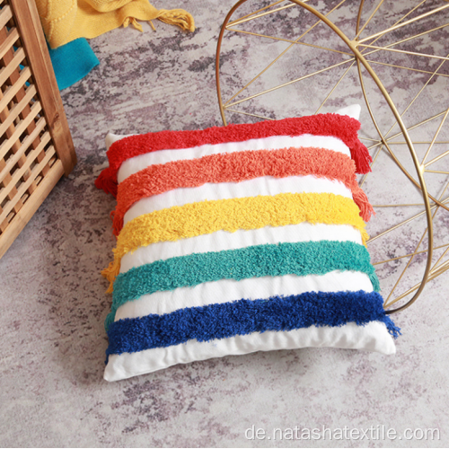 Amazon Tufted Rainbow Dekokissen